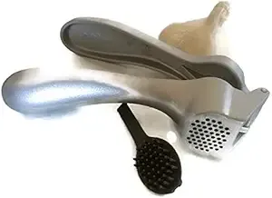 Pampered Chef Garlic Press 2575